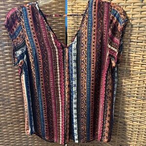 DR2 Multicolor Patterned V-Neck Blouse